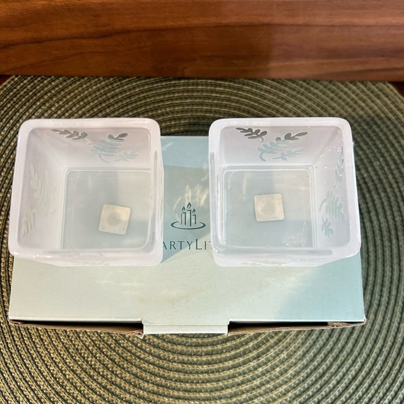 Partylite Square Pair Frosted Votive Candle Holders Set Of 2 P7235 New Open Box. - Picture 3 of 7